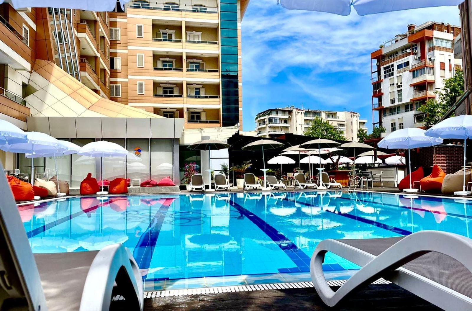 Amh Hotel Durrës Exterior foto