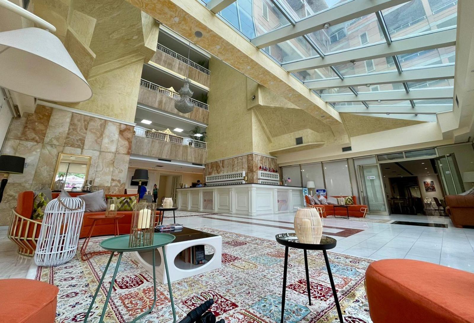 Amh Hotel Durrës Exterior foto