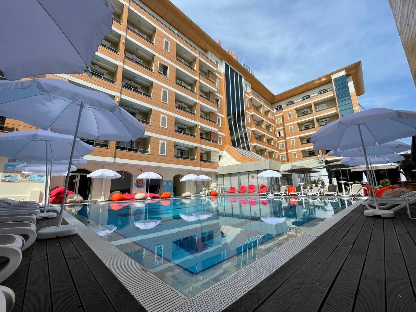 Amh Hotel Durrës Exterior foto